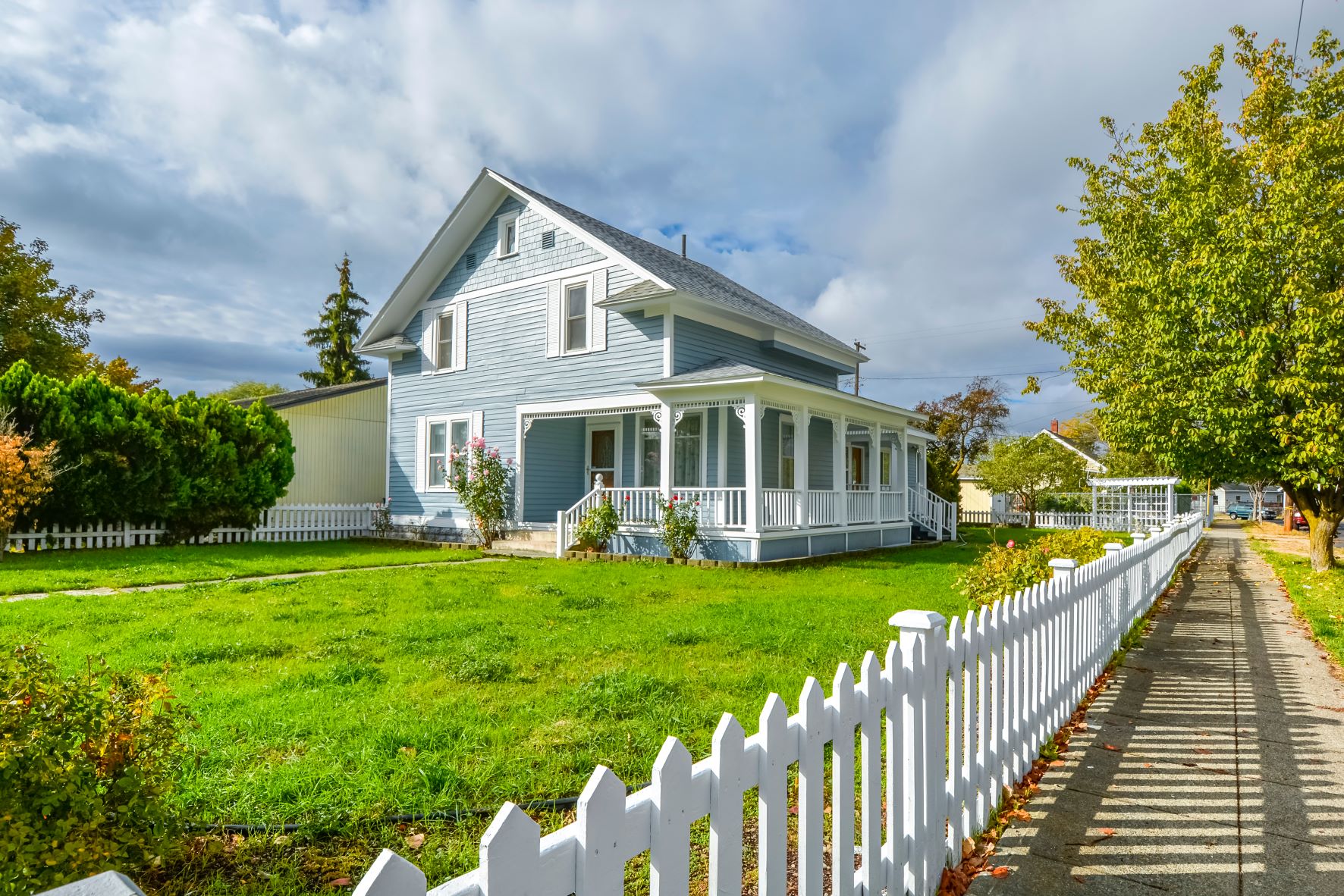 Fencing Styles Based On When Your House Was Built