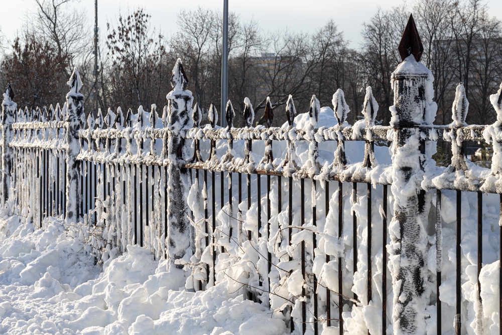 Best Fencing Materials For Cold Climates