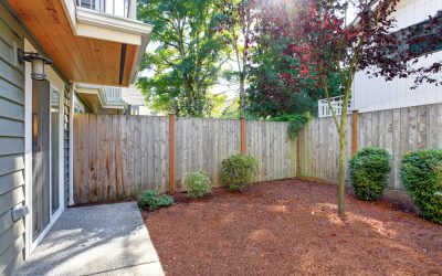 Fencing For A Small Yard: Is It Worth It?