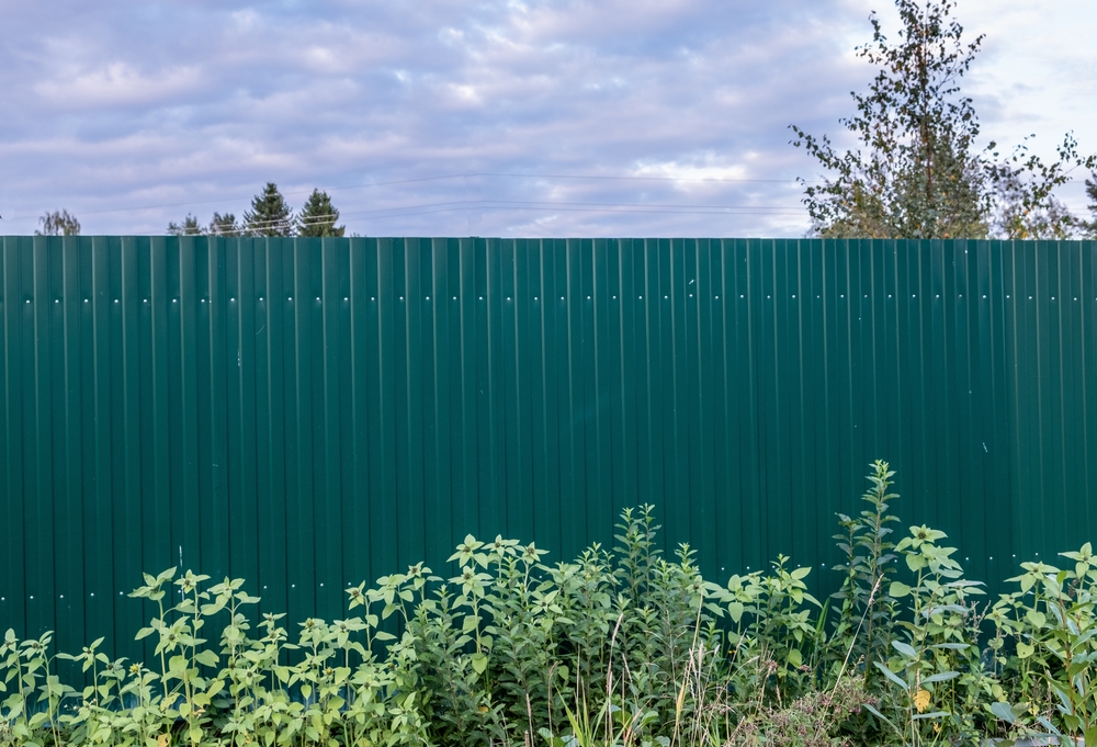Enhancing Security and Aesthetics: Preparing Your Commercial Property for Fence Installation