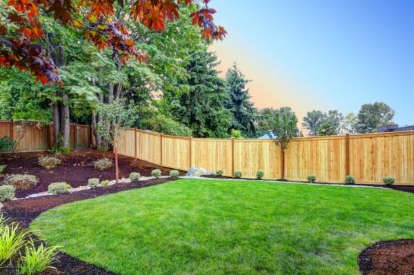 How to Maintain and Extend the Life of Your Fence: Maintenance and Repair Advice