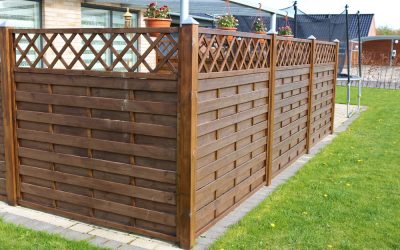 Fencing for Privacy and Beauty: Lattice and Trellis Ideas